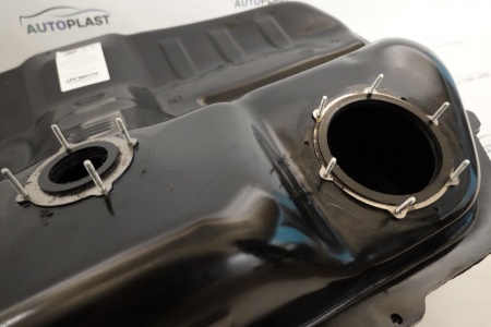 Топливный бак для Hyundai NF Sonata 5