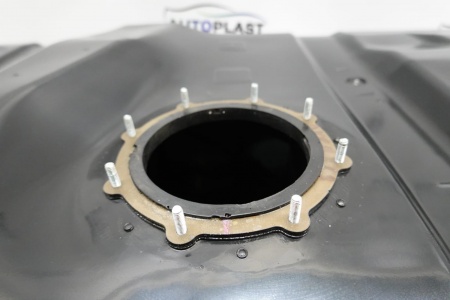 Топливный бак для Toyota Avensis Verso 2001-2009 г Топливный бак для Toyota Avensis Verso 2001-2009 г