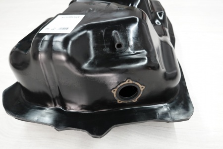 Топливный бак для Toyota Grand Hiace/ Granvia