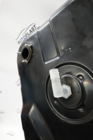 Топливный бак для Kia Carnival, Sedona 1998-2006г дизель