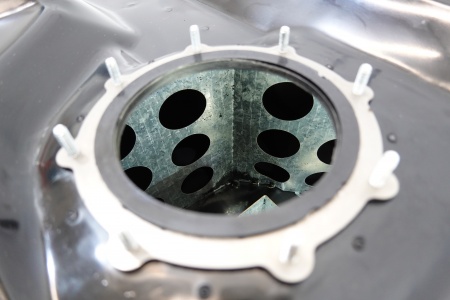 Топливный бак для Toyota Land Cruiser 100 -Lexus LX470 Литой