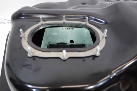 Топливный бак для Kia Sportage II поколение, Hyundai Tucson 2004-2010гг. Литой