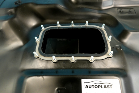 Топливный бак для Suzuki Swift 1989-2003г