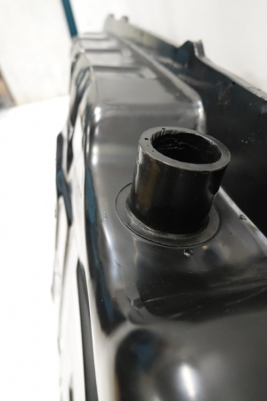 Топливный бак для Kia Carnival, Sedona 1998-2006г дизель