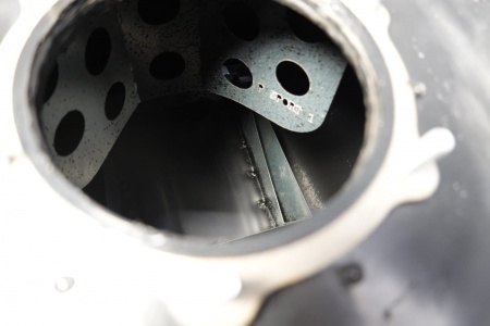 Топливный бак для Mitsubishi Pajero Sport I поколения (K9) 1997-2008 гг. (бензин) Монолитный